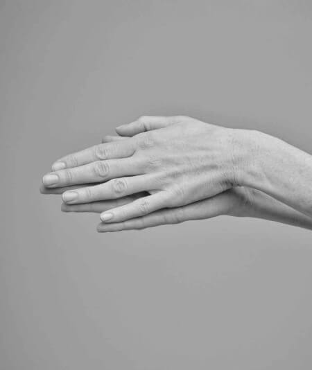 amiia_cabinet_medical-portrait